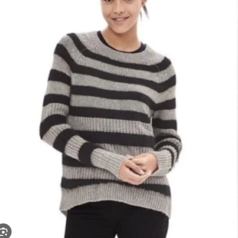 Banana Republic Stripe Wool Blend Pullover Sweater Size M
